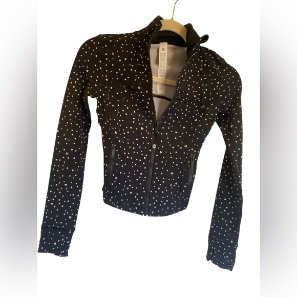 NWT Lululemon define cropped jacket HEART SCATTER DOT PRINT BLACK/WHITE Size 0